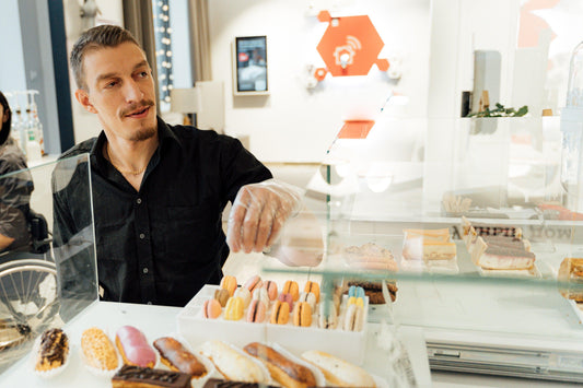 How To Keep Restaurant Costs Low And Profits High - Eco Gloves