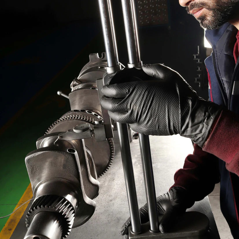 Diamond Grip Nitrile Disposable Gloves, 8 Mil - BLACK (1,000 Gloves/Case) | GP66